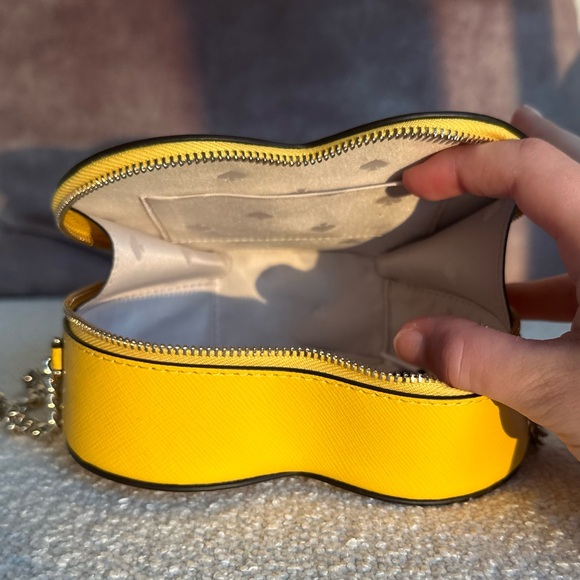 Kate Spade Love Shack mini Mango Ice Yellow, heart Crossbody - Picture 6 of 6